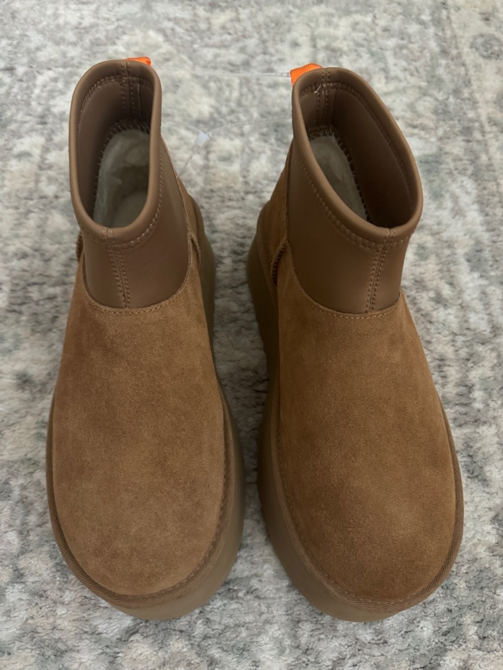 NEW UGG Chunky Platform Suede Ankle Boots in Chestnut Brown - Picture 4 of 6
